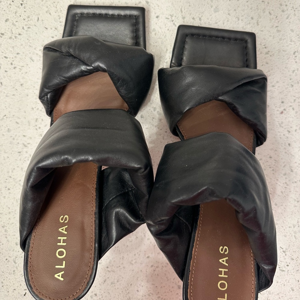 Alohas black heel sandal - size 39